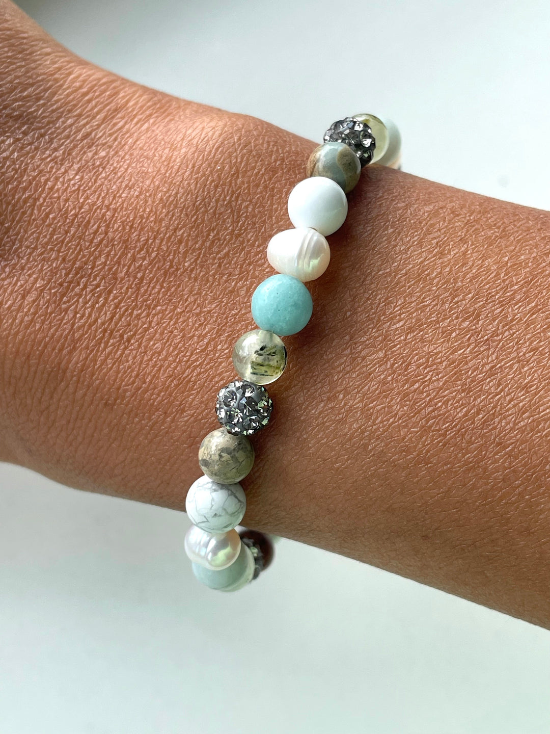 Karma Jewelry Bracelet 990066 / 83798EL Kralen Armband Dames - Spiral Pearl Grey - Meerkleurig - 6 MM - 18 cm elastiek
