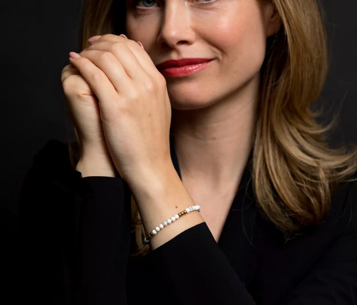 Rebel & Rose RR-40110-G-S Gold & Virgin White - Damesarmband - Wit/Goud - Maat S (±16 cm) - 4 MM