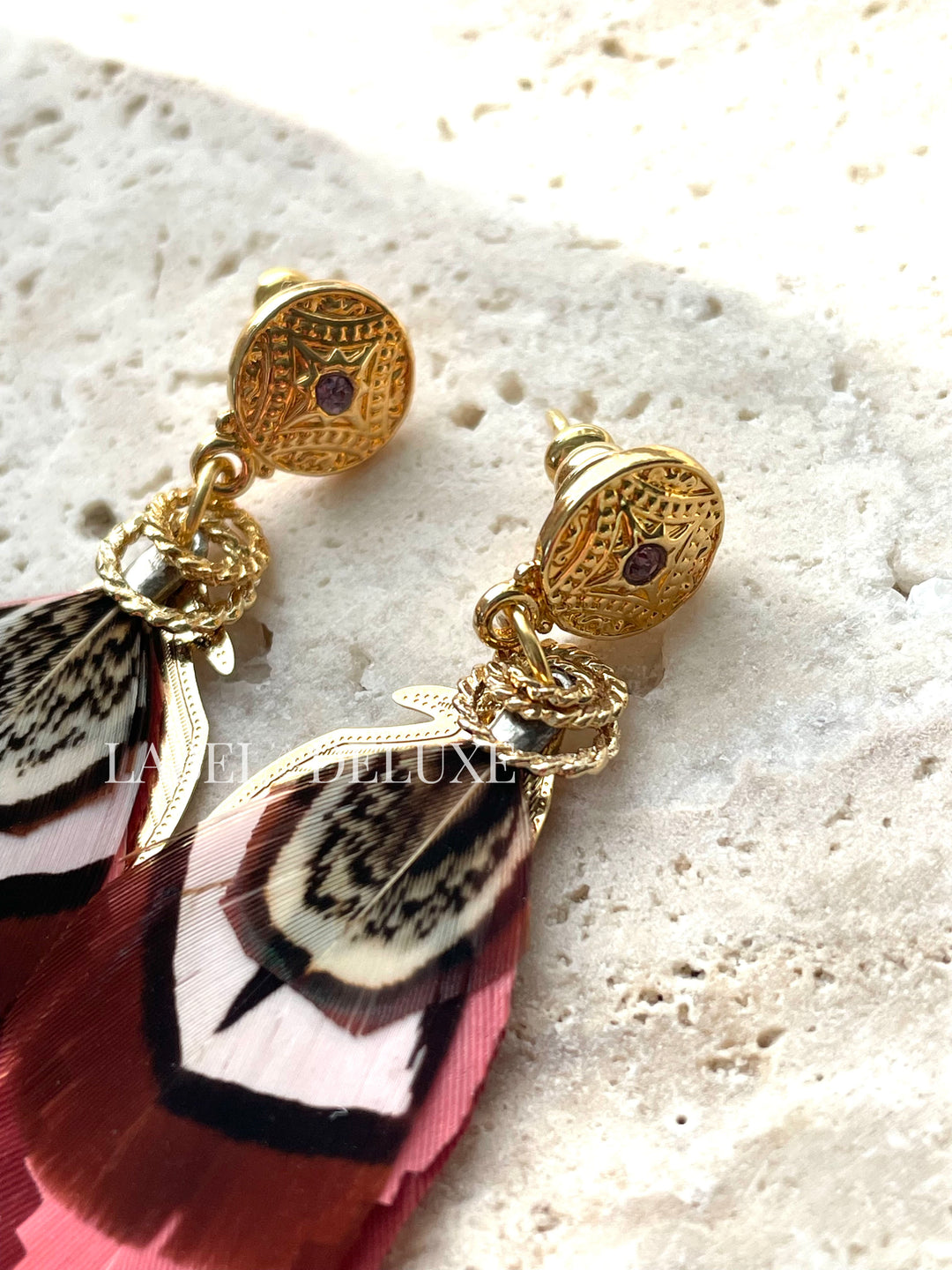 Gas Bijoux 244876_P -  Sao Feathers Mini - Dames oorbellen - paars rood roze 5,5 CM