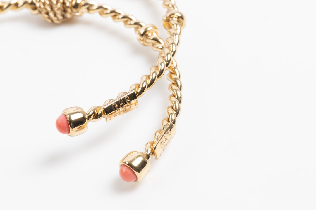 Gas Bijoux earrings - Dames Oorbellen - Torsade Creole - goud - met koraalkleurige steentjes - 5,2 CM