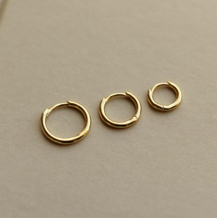 Karma Jewelry oorbellen H420GP - Dames Oorbellen - Plain Hinged Hoops Hely - Goud - 12 MM