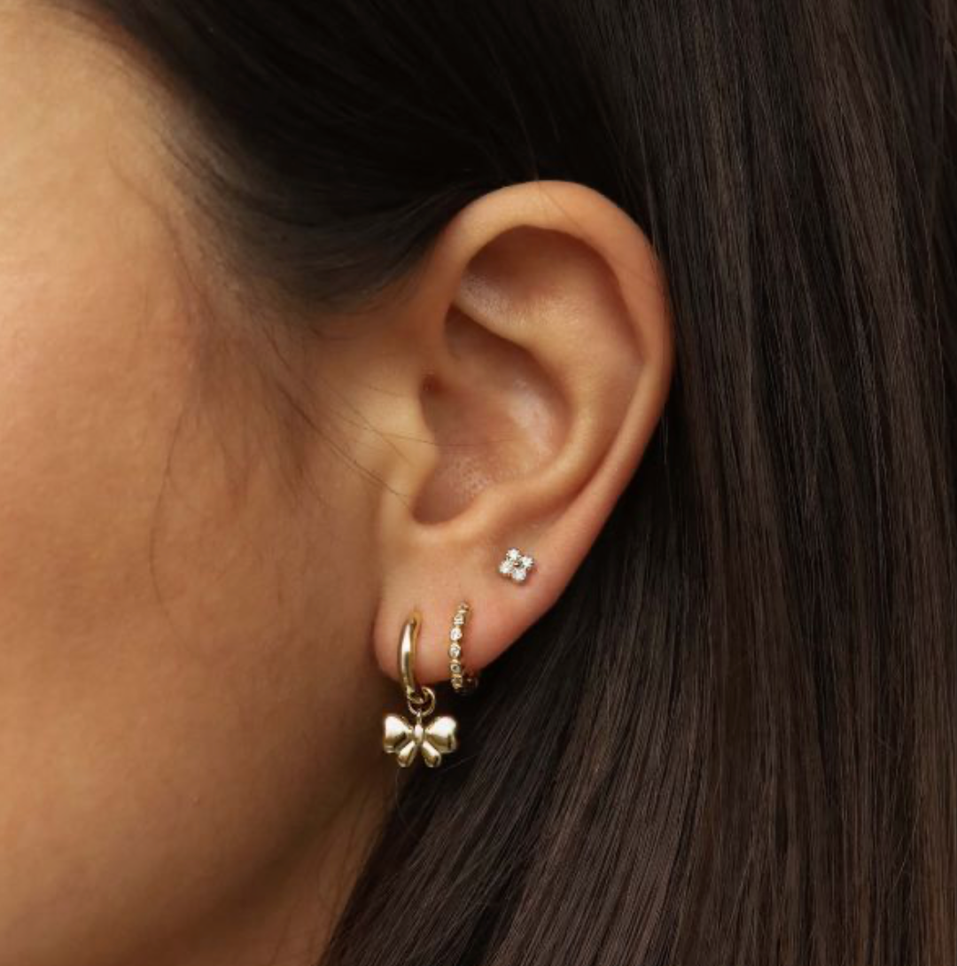 Karma Jewelry A156GP - Hinged Hoops BELLE BOW - Oorbellen Dames - 925 Sterling Zilver - 14K Gouden Plating - Goud kleurig - 20 MM