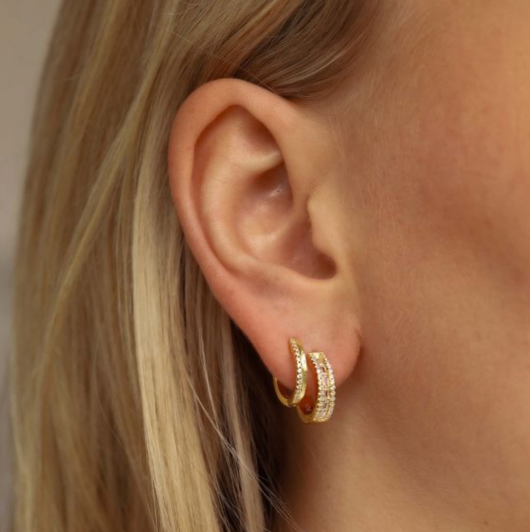 Karma Jewelry Oorbellen H448GP - Dames Oorbellen - Earrings Hinged Hoops Julia - 925 Sterling Zilver - 14K Gouden Plating - Goudkleurig - 14 MM