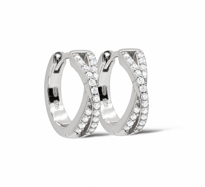 Karma Jewelry oorbellen H440S - Dames Oorbellen - Hinged Hoop Twisty Zirconia - Zilver - 13 MM