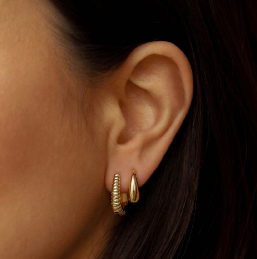 Karma Jewelry earrings H484S - Dames Oorbellen - Hinged Hoops Olia Twist - Zilver - 18 MM
