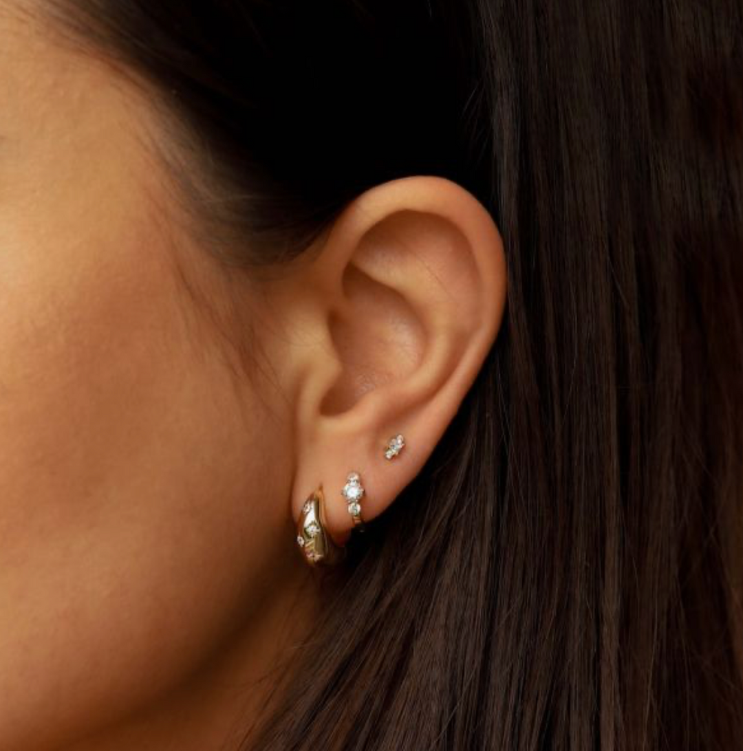 Karma Jewelry H497 - Stelly - Hinged Hoops Dames Oorbellen - 925 Sterling Zilver - 14K Gouden Plating - Goudkleurig - 15 MM