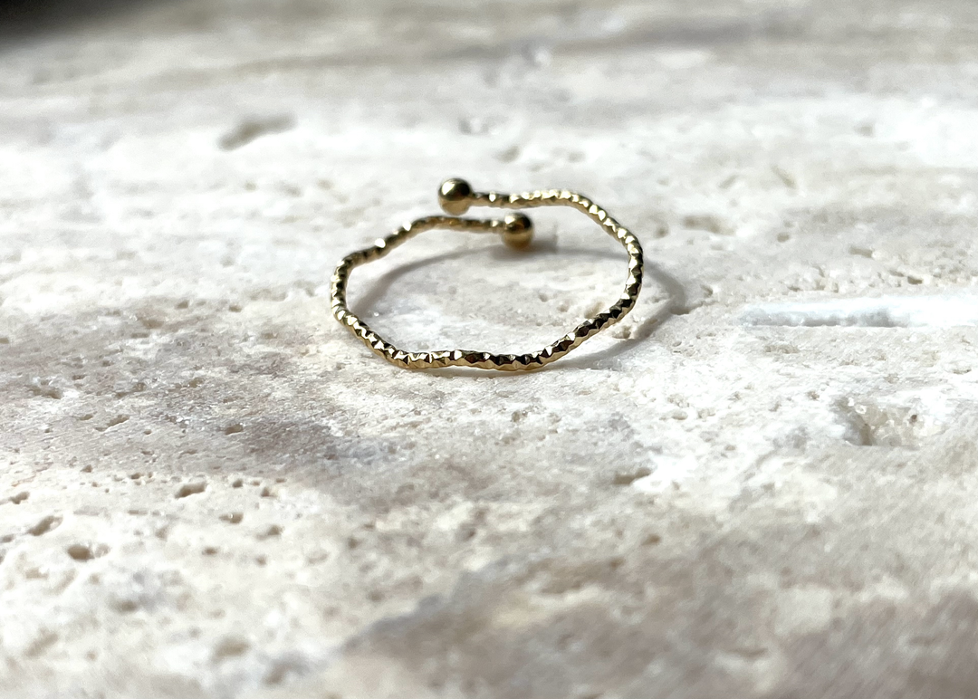 Label Deluxe Bijoux ring RW02G - Dames Ring - Ribbel Wave - Goud - Verstelbaar