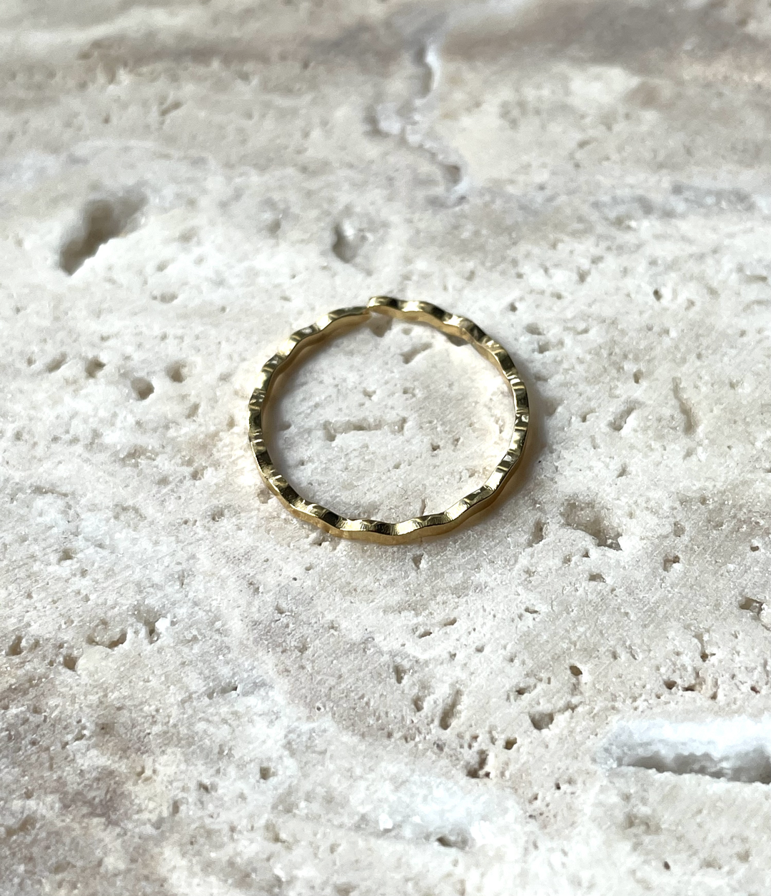 Label Deluxe Bijoux ring MW01G - Dames Ring - Mini Wave - Goud - Verstelbaar